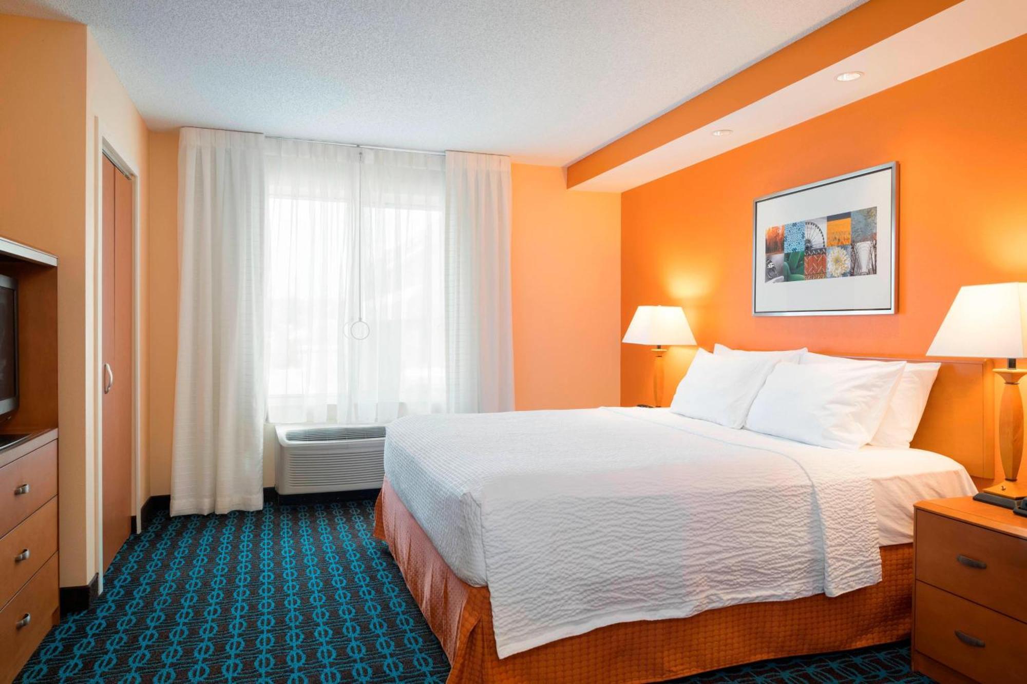 Fairfield Inn & Suites By Marriott State College Exteriör bild