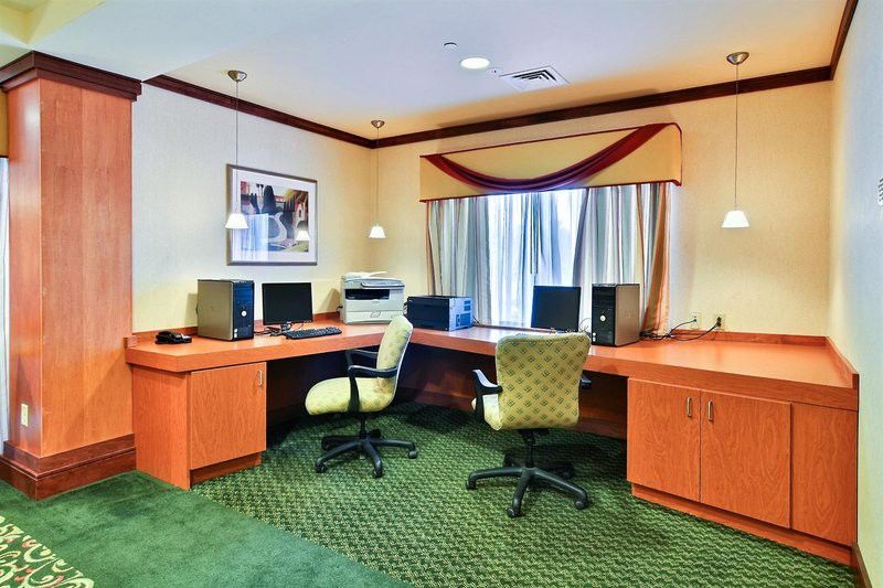 Fairfield Inn & Suites By Marriott State College Exteriör bild