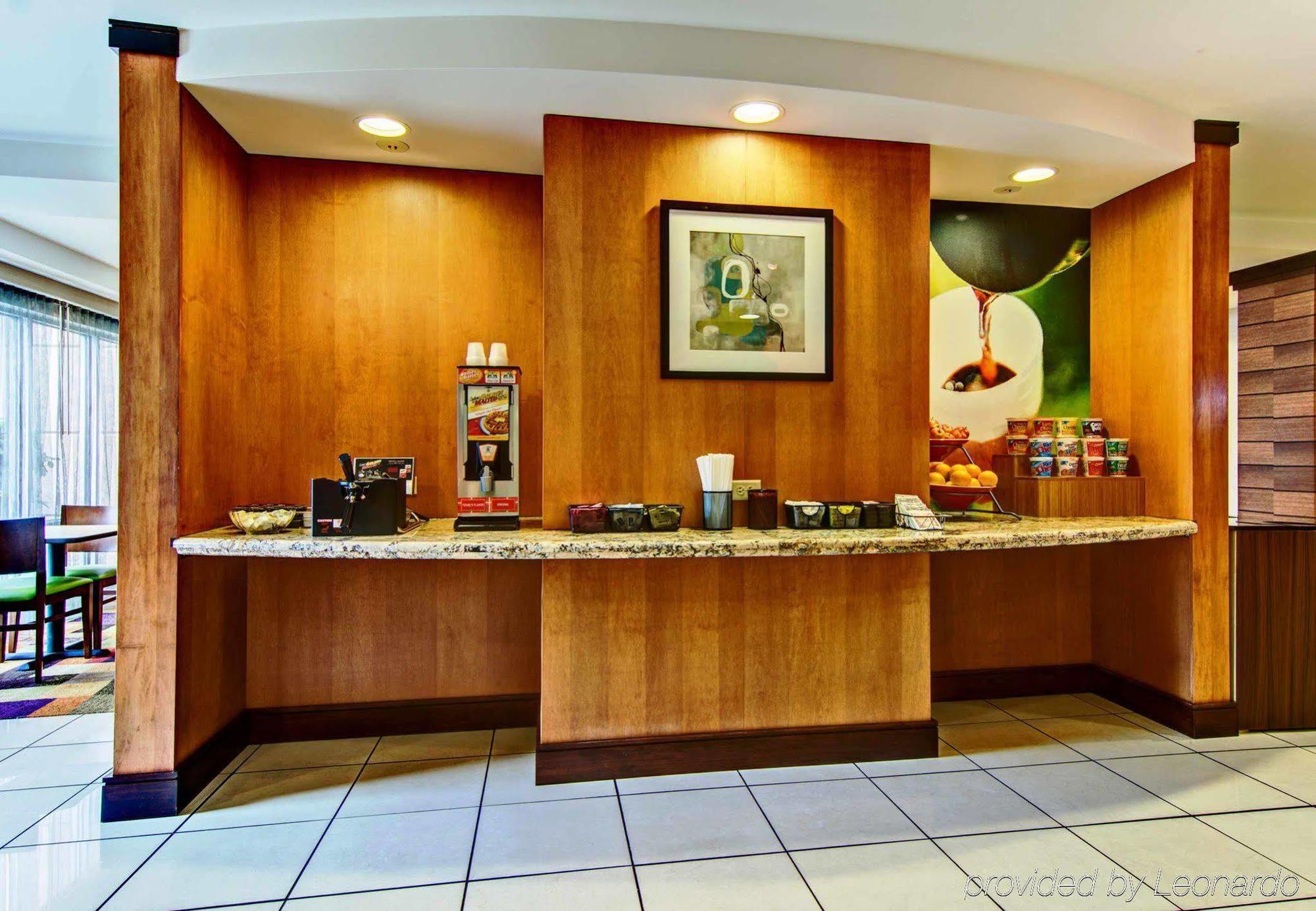 Fairfield Inn & Suites By Marriott State College Exteriör bild