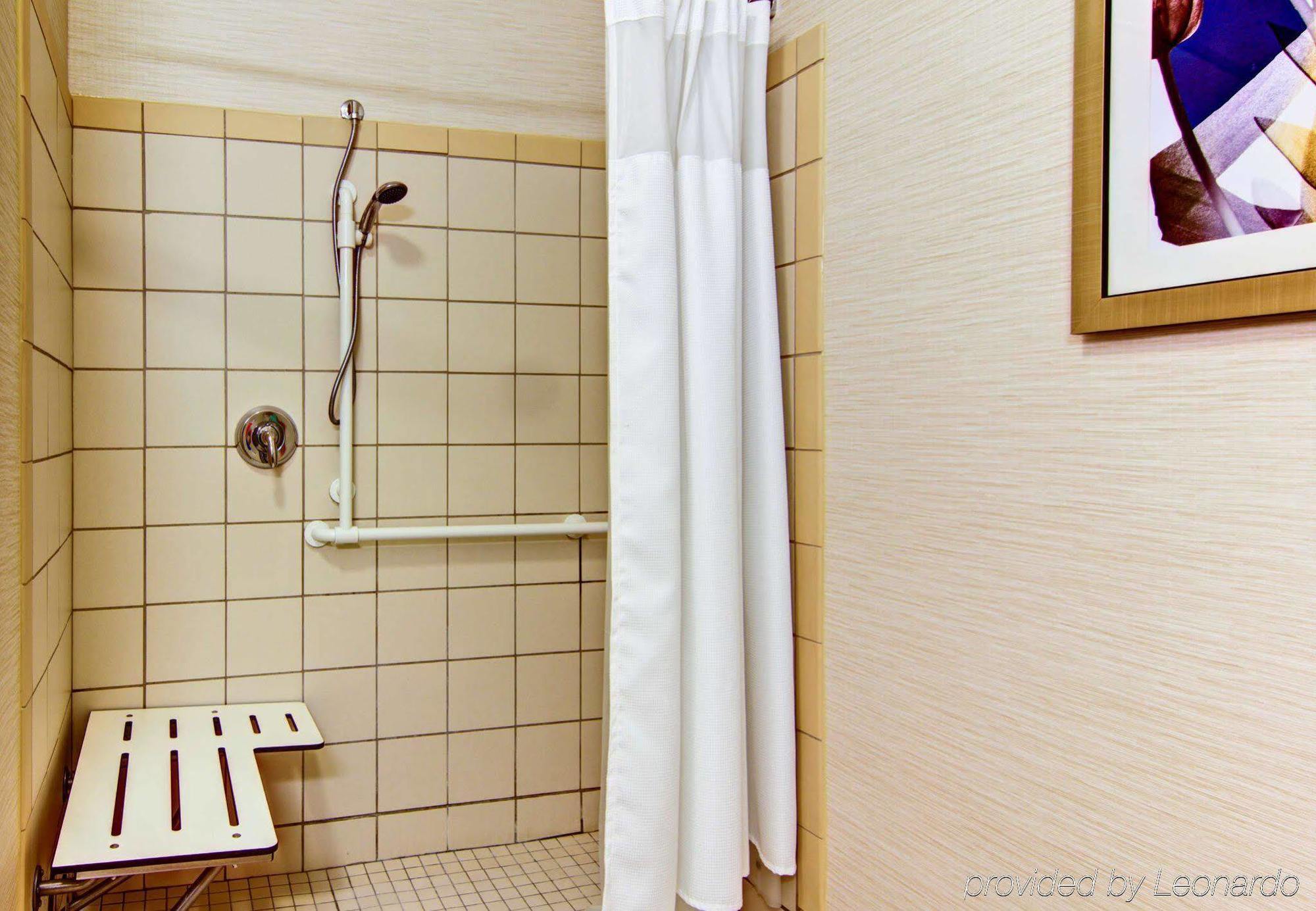 Fairfield Inn & Suites By Marriott State College Exteriör bild